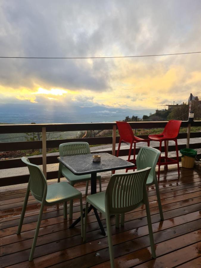 Sunset B&B Ein Kinya Extérieur photo